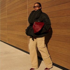 Sette Jesalin - Oversized Kisslock Clutch - Burgundy
New used